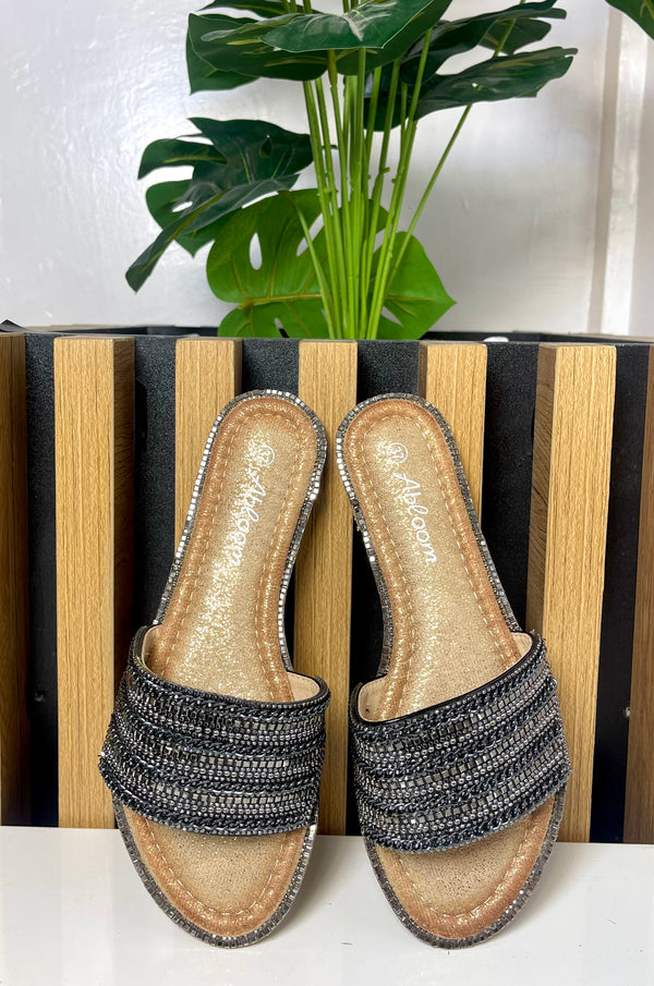 Olivia Flat Slippers