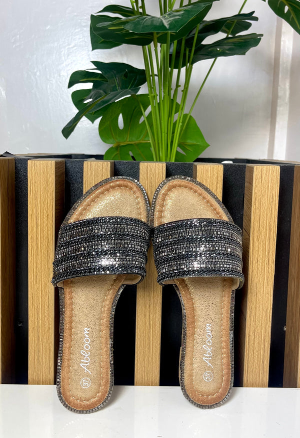 Olivia Flat Slippers