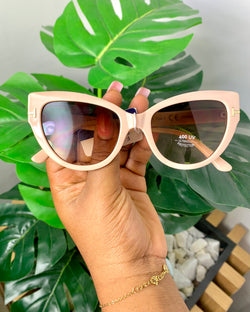 Classic Cat - Eye Sunglasses